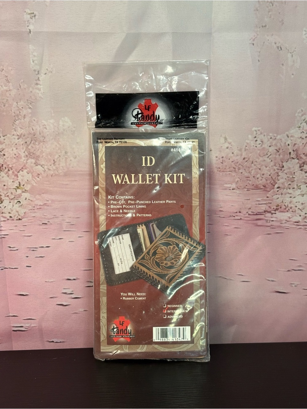 Vintage Tandy Leather Company ID Wallet Kit #4141-00. New Old Stock.